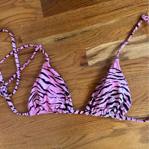 It’s now cool Brand. Bikini set from revolve - Picture 2 of 7